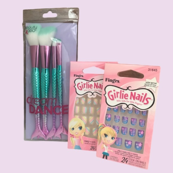 Girlie Nails & Dream Dance Mermaid Brush Set New Product - Picture 2 of 11